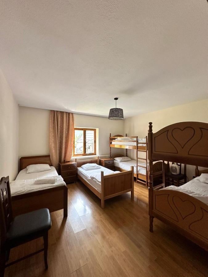 Hostel Valbona Valbone Extérieur photo
